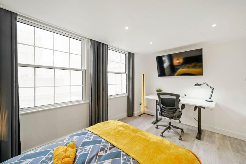 Modern 2 Bedroom Apartment In The Heart Of 런던 외부 사진